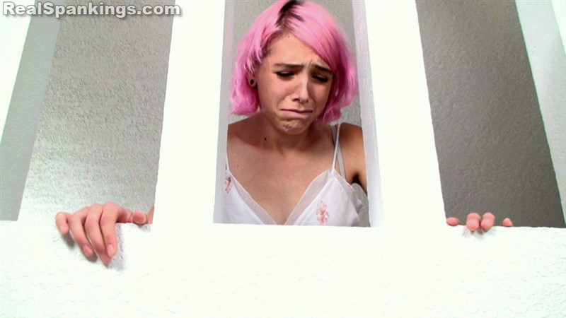 cover_roxie:_a_hard_school_paddling