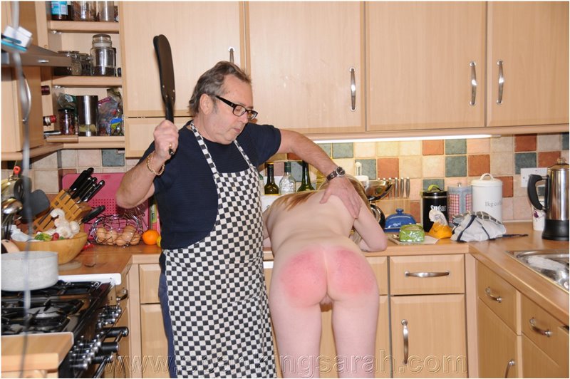 Cover Satine and the fruit cake - spankingsarah - Full HD/MP4