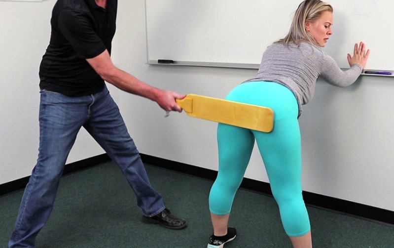 Cover Stevie: Paddled By The Dean - realspankingsinstitute - Full HD/MP4