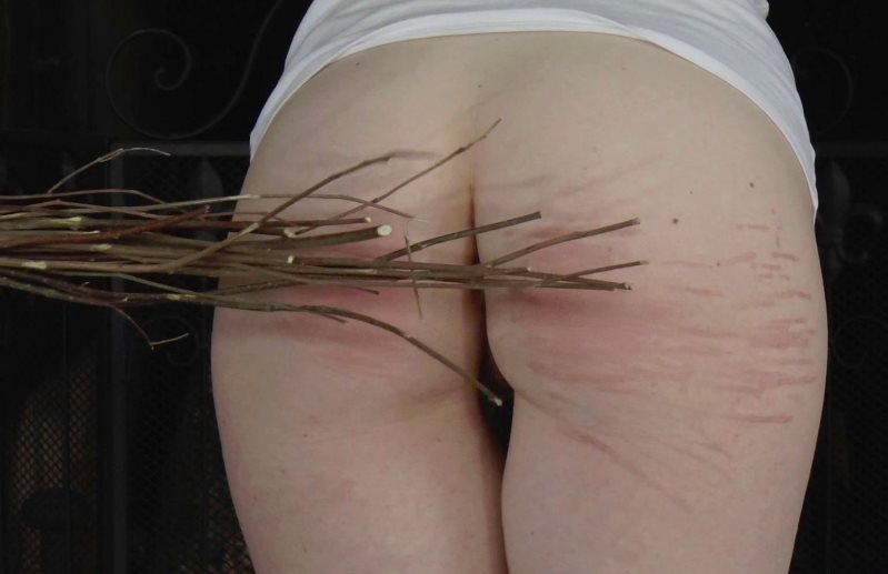 Cover Three Schoolgirls Birched - sarahgregoryspanking - Full HD/MP4