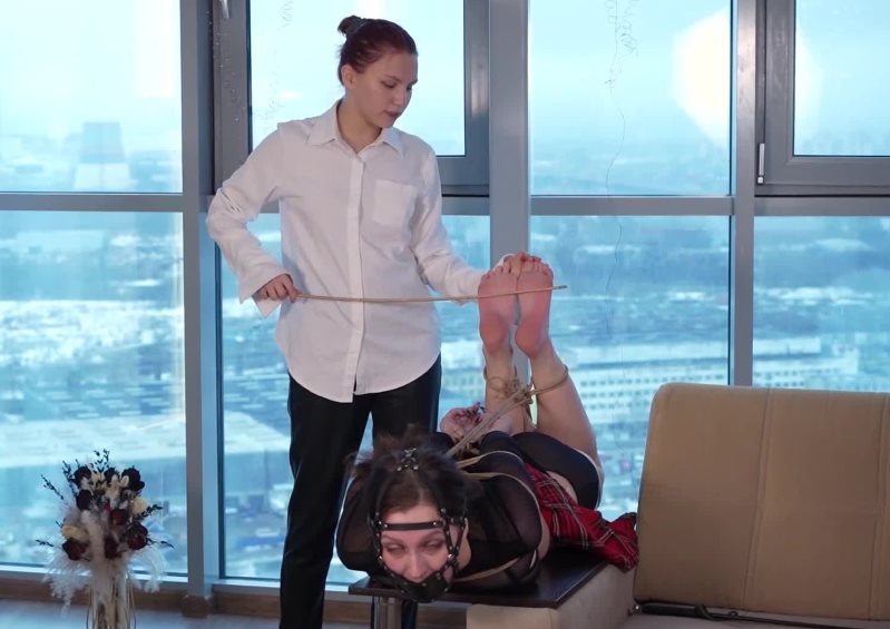Cover Ruthless Bastinado It Punishment For A Negligent Landlady: First Tonya Experience - Russian girls in fetish - Full HD/MP4