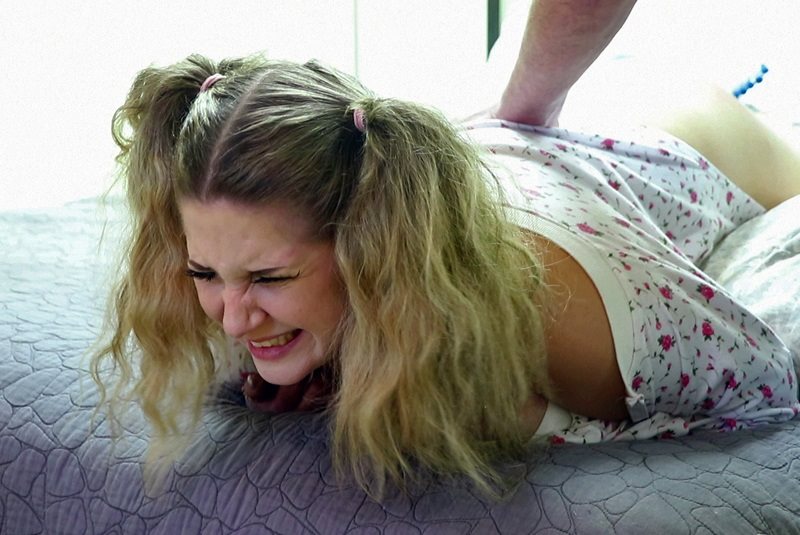 Cover Kiki & Dolly: Punished In Drop Seat Pajamas (part 2 Of 2) - realspankings - Full HD/MP4