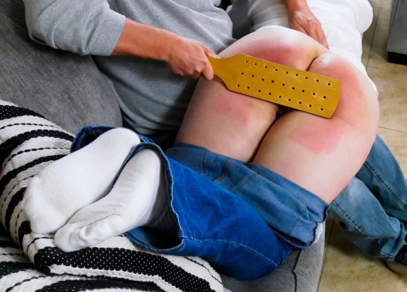 Cover A Hard Paddling At Home - Universal Spanking and Punishments - Full HD/MP4