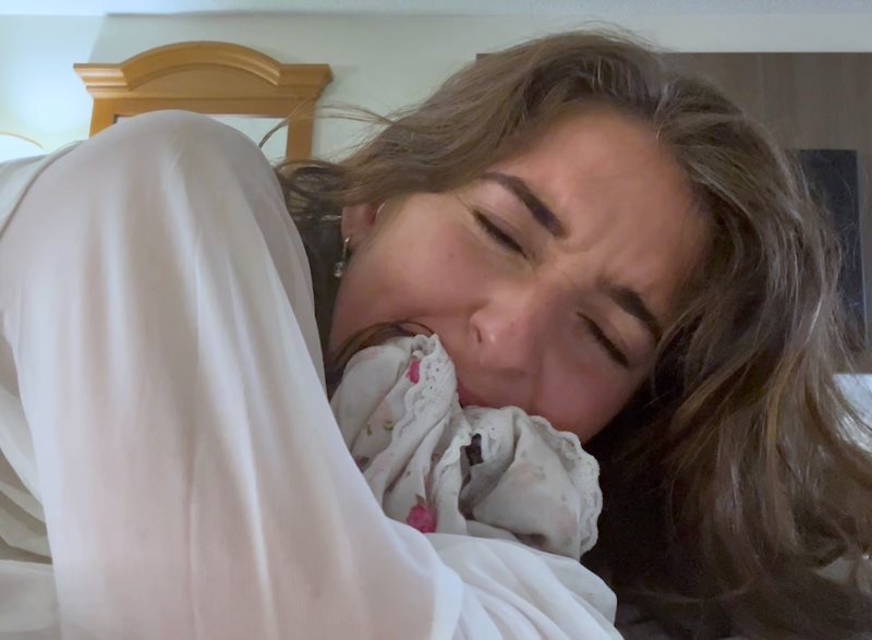 Cover Struggle For Ana Lynn Lenore - DouglasArtX - 4K Ultra HD/MP4