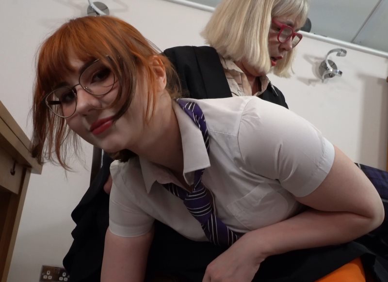 Cover The Exchange Student - spankingsarah - 4K Ultra HD/MP4