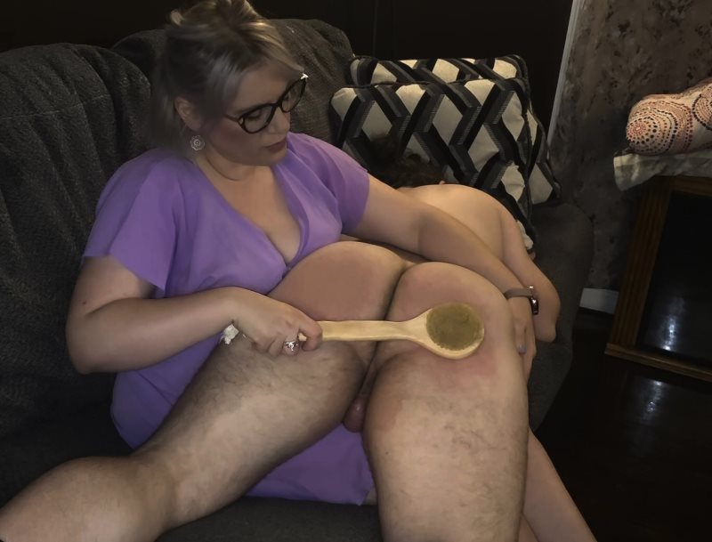 Cover Naughty Boy's Bath Brush Blistering From Stepmom - SpankingOdyssey - Full HD/MP4