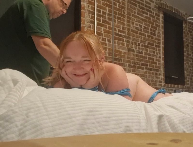 Cover Curvy Damsel Smirks Through Rope Bondage Spanking - CapturedKerry - Full HD/MP4
