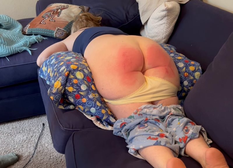 Cover Pajama Spanking - Wooden Spoon & Belt - Cowboy Spanking - Full HD/MP4